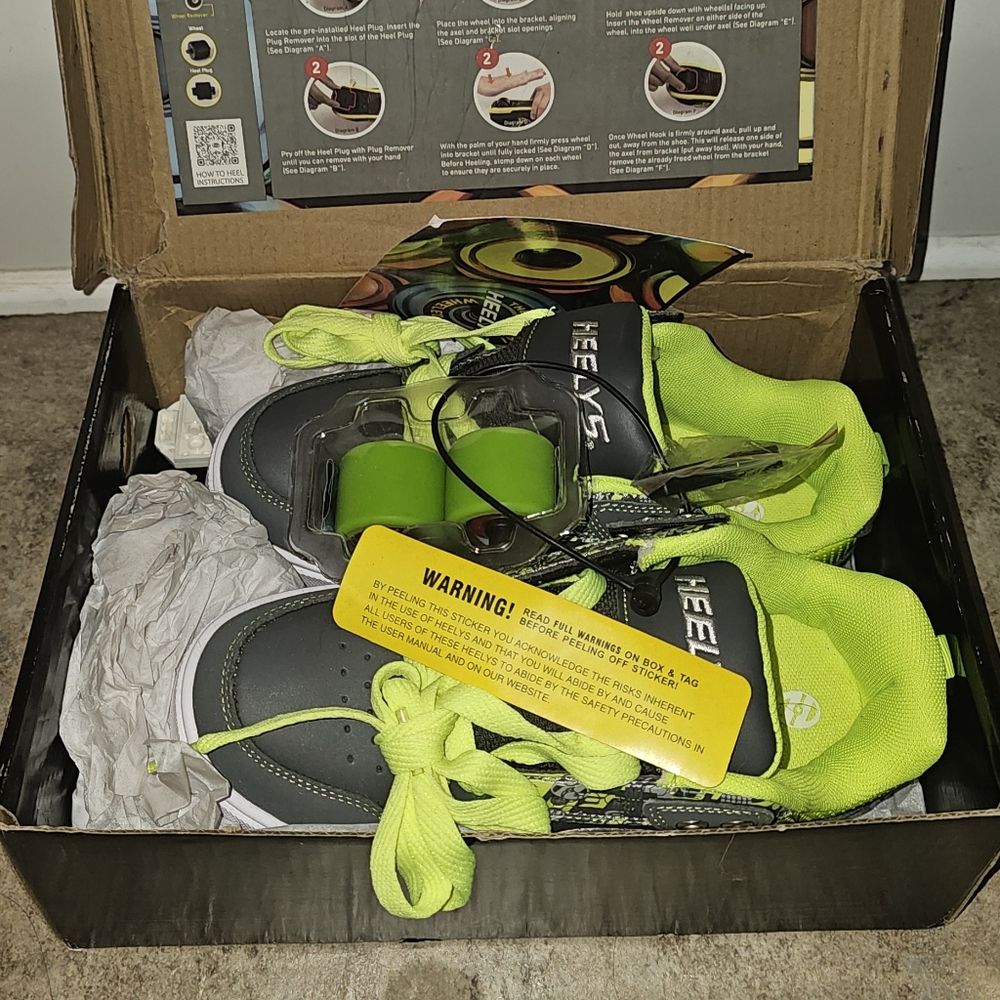 Heelys Charcoal and Lime Skate Shoes